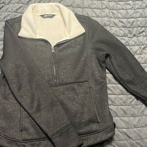 The NorthFace Women’s Half-Zip Fleece